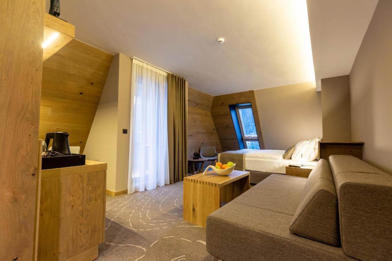 Hotel Monti Spa & Wellness Hadzici Екстер'єр фото