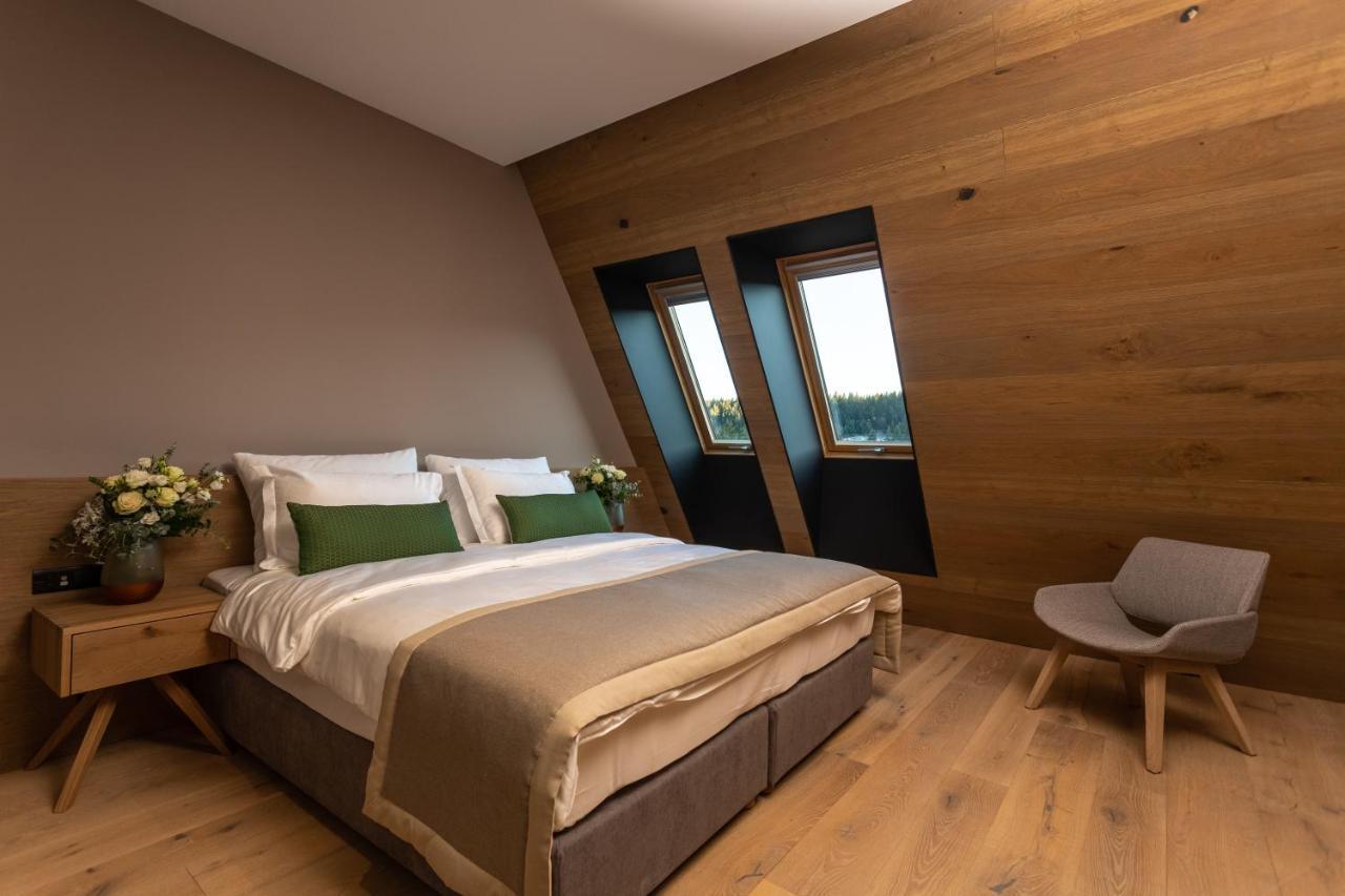 Hotel Monti Spa & Wellness Hadzici Екстер'єр фото