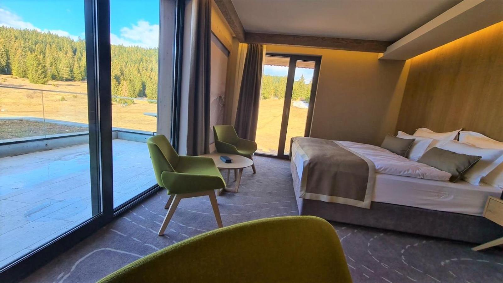 Hotel Monti Spa & Wellness Hadzici Екстер'єр фото